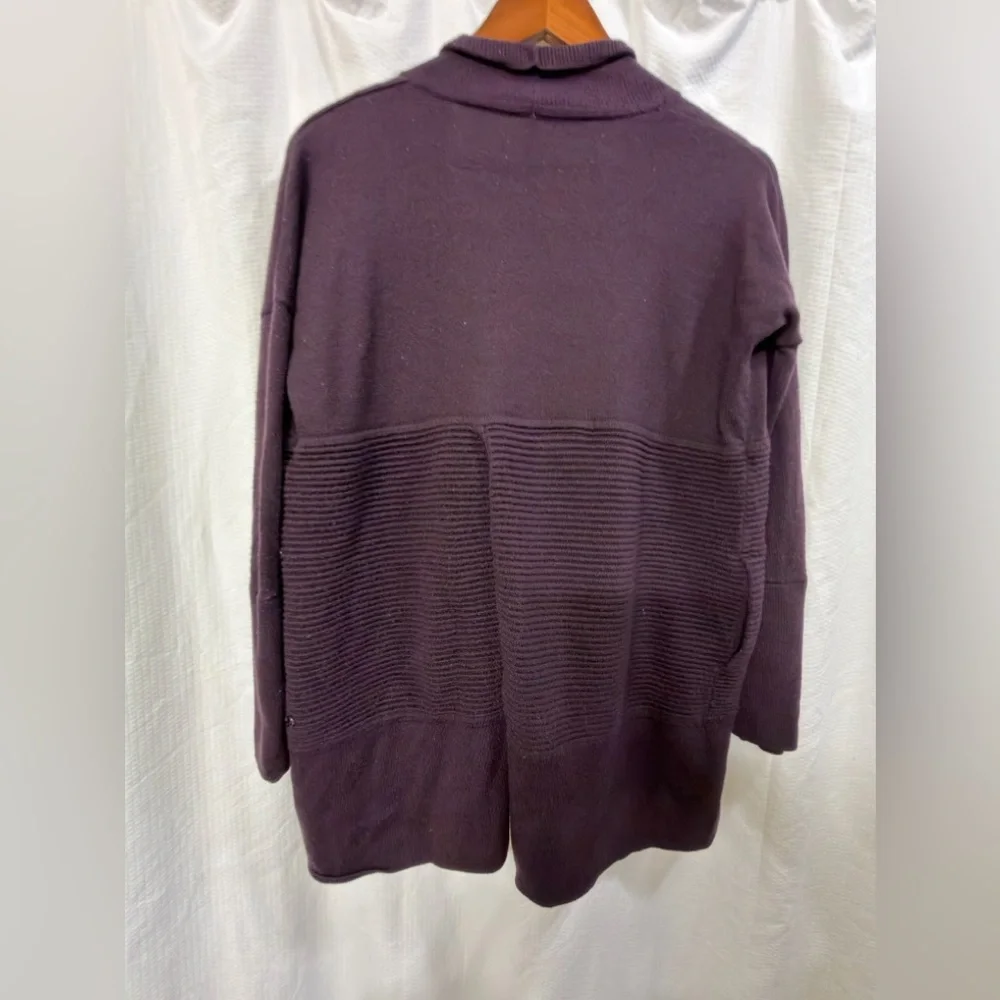 Lululemon Sit‎ In Lotus Wrap II 100% Merino Wool Black Cherry Women's Sz 2 EUC